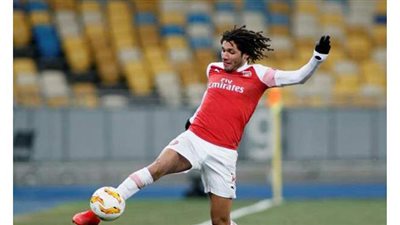 أرسنال يسعى لتجديد عقد محمد النني