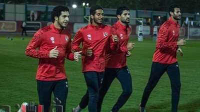 هل يتعاقد الأهلي مع حارس جديد ؟