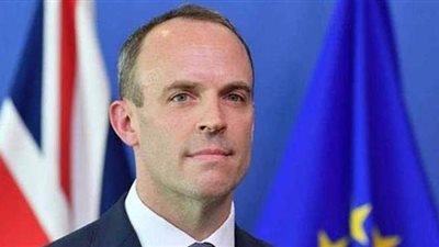 خضوع وزير الخارجية البريطاني للحجر الذاتي بعد مخالطته مصابا بكورونا