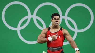 محمد إيهاب ينتقد عدم وجود معسكر  لمنتخب الأثقال رغم الإيقاف