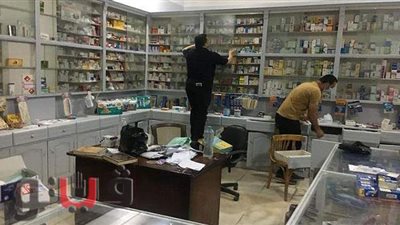 ضبط أدوية مهربة داخل صيدلية غير مرخصة بالشرقية.. صور