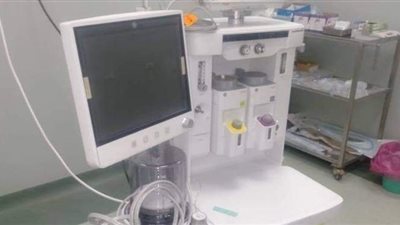 دعم قسم العمليات بمستشفى الغردقة العام  بأحدث جهاز تخدير  | صور