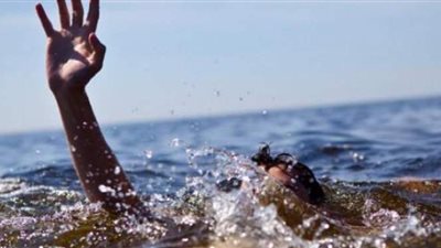 سائق التوك توك عن غرق طفلتين: طلبت منهما اللعب في مياه النيل فانزلقت أقدامهما