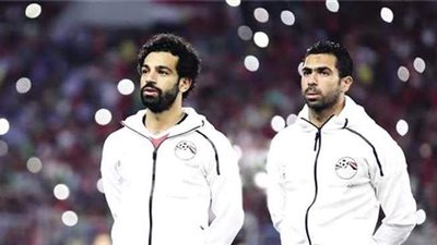 أحمد فتحي: مسئول بالمنتخب عرض استغنائي عن شارة الكابتن لصلاح ورفضت | فيديو