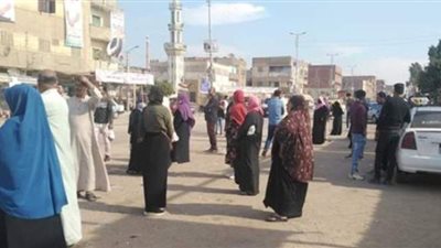 اختفاء سيارات الميكروباص من موقف أبوصوير في الإسماعيلية بسبب الانتخابات