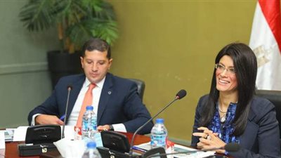 كيف تساهم الحكومة في مساعدة رواد الأعمال والشركات الناشئة