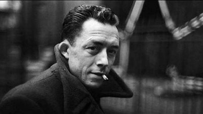 في ذكرى ميلاده.. تعرف على أشهر مؤلفات ألبير كامو  | صور