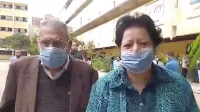 مواطن يدلي بصوته في شبرا: 