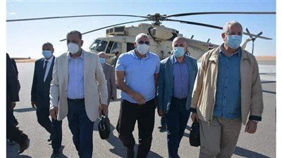 محافظ الوادي الجديد يستقبل وزيري الزراعة والري