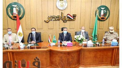 محافظ المنوفية يتابع انتظام سير العملية الانتخابية من  غرفة العمليات المركزية