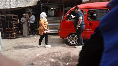 سيارات لنقل الناخبين في دائرة الخصوص