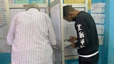 وزير الرياضة يوجه الشكر لمؤمن زكريا على مشاركته في انتخابات مجلس النواب