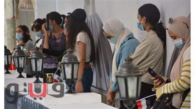 طوابير أمام لجان القاهرة بعد انتهاء فترة الراحة | صور