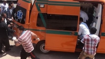 إصابة 5 من أسرة واحدة في انقلاب سيارة بطريق غارب - الغردقة