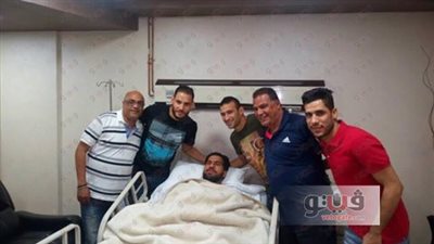 ثلاثي الصليبي بسموحة يدعمون المهدي سليمان بعد إتمام جراحته