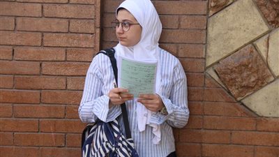 المراجعة النهائية لطلاب الثانوية أمام اللجان قبل امتحان التفاضل