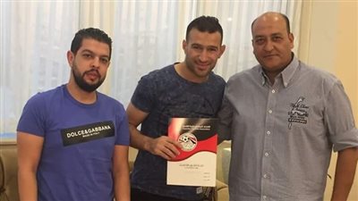 أحمد تمساح لاعب سموحة ينضم لحرس الحدود