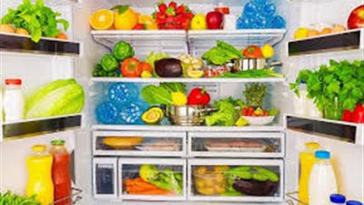 تعرفي على الأطعمة الممنوع حفظها في الفريزر