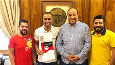 عاشور الأدهم يجدد تعاقده مع الاتحاد السكندري