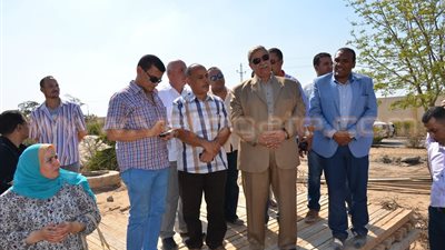 محافظ الإسماعيلية يتفقد الأعمال الإنشائية بمدرسة المتفوقين