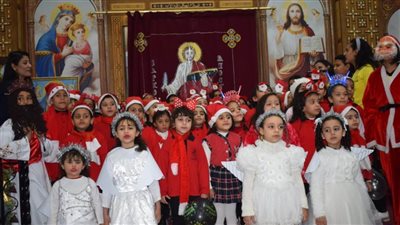 30 صورة ترصد إقامة أقباط أسيوط قداس رأس السنة