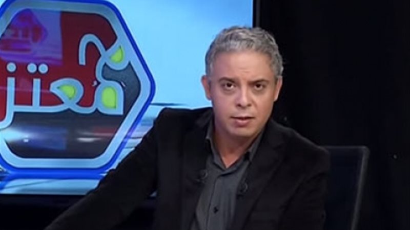 الإعلامي الهارب معتز