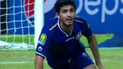 أيمن أشرف يكشف تفاصيل حديثه لحكم لقاء المصري وسموحة قبل طرده