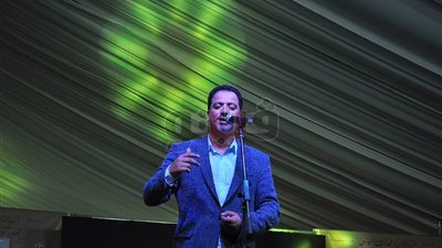 على الهلباوي يبدع بالأناشيد الدينية على مسرح معرض الكتاب