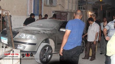 بالصور.. قيادات أمنية تعاين موقع استهداف ضابط العريش