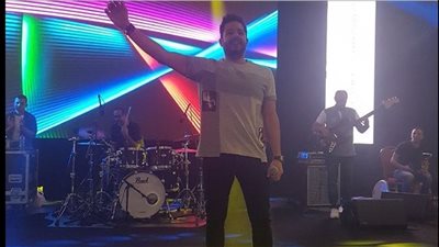 الصورة الأولى من حفل محمد حماقي في دبي