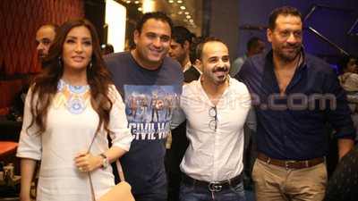 بالصور.. أبطال 