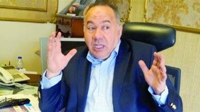 شعبة المستوردين: انخفاض أسعار السلع بعد تراجع الدولار الفترة المقبلة