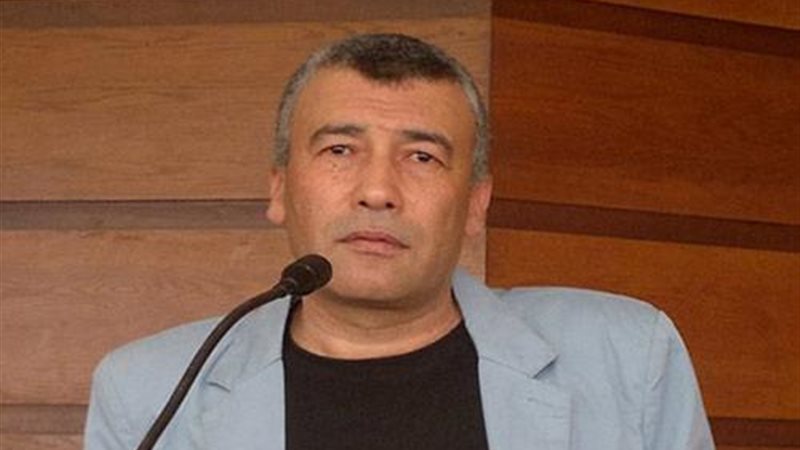الكاتب أحمد طوسون