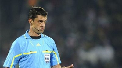 كاساي حكمًا لمواجهة ليفربول ونابولي بدوري الأبطال