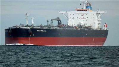 اختطاف 8 بحارة في هجوم على ناقلة نفط يونانية بالكاميرون