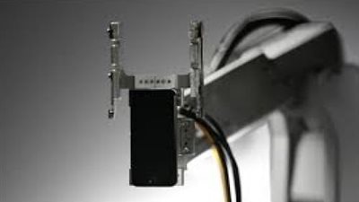 الروبوت «ليام» أحدث ابتكارات «آبل» لتدوير النفايات الإلكترونية