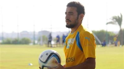 مهند لاشين يتحدث عن عرضي الأهلي والزمالك لضمه