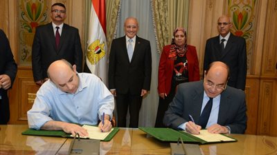 بروتوكول تعاون بين «الإنتاج الحربي» و«موبي فودز» لإقامة مطاعم متحركة