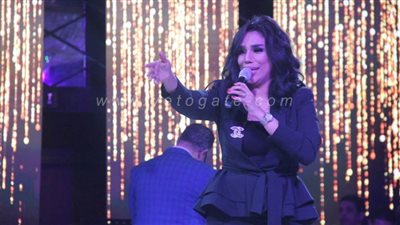 أمينة تشعل حفل 