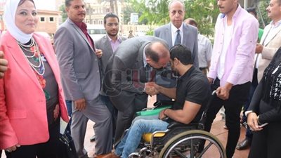 محافظ الفيوم يفتتح ملتقى فنون التحدي (صور)