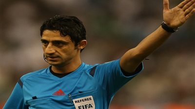العراقي مهند قاسم حكما لمباراة النجم والرجاء في البطولة العربية