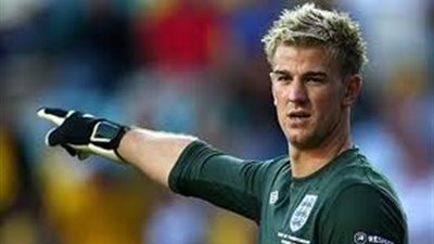 مانشينى يحمّل حارسه 