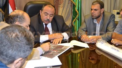 بالصور.. القليوبية تناقش حلا جديدا لتدوير «القمامة»