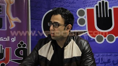 إبراهيم فايق عن أحمد مدبولي: «وش رجله الداخلي ملفوف على قالب»