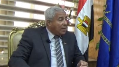 محافظ أسوان يتابع حادث انهيار عقار.. ويؤكد: المنطقة ضمن خطة التطوير