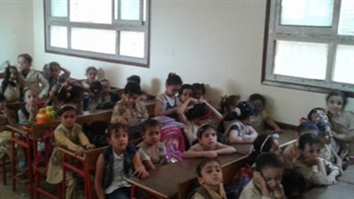 أولياء أمور «النزهة للغات بالحجاز» يشكون من سوء تهوية الفصول