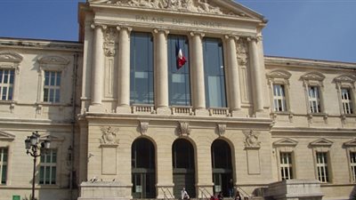 فرنسا تبدأ تحقيقًا في أنشطة «لافارج هولسيم» بسوريا