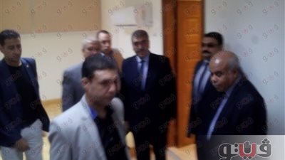 بالصور.. وزير قطاع الأعمال يتفقد تطوير الشركة القابضة بالإسكندرية