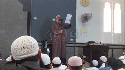 هل تتسبب غيرة المشايخ في اغتيال سعيد رسلان معنويًا ؟.. معارضو القطب السلفي يشعلون معركة التسجيلات.. اتهامات بالتربح بطرق غير مشروعة لـ«الشيخ».. و«فيديو قديم» كلمة السر في الصراع