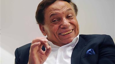 ٨ فنانين اتهموا بالكفر بسبب أعمالهم.. آخرهم عمرو دياب